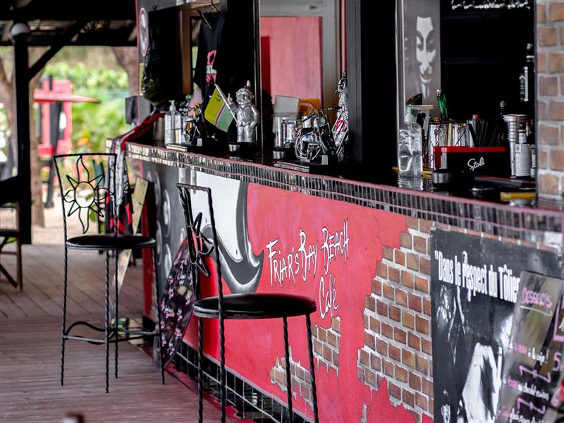 Friar's Bay Beach Café - Bar
