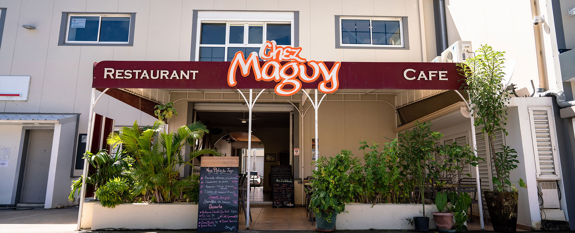 HEADER-ChezMaguy_Restaurants_SXM_©ClémentLouineau_58