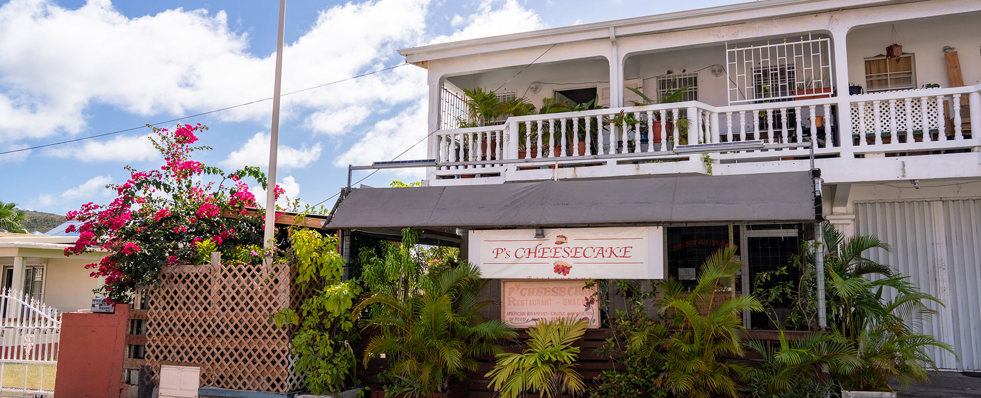 HEADER-P_sCheesecake_Restaurants_SXM_©ClémentLouineau_1